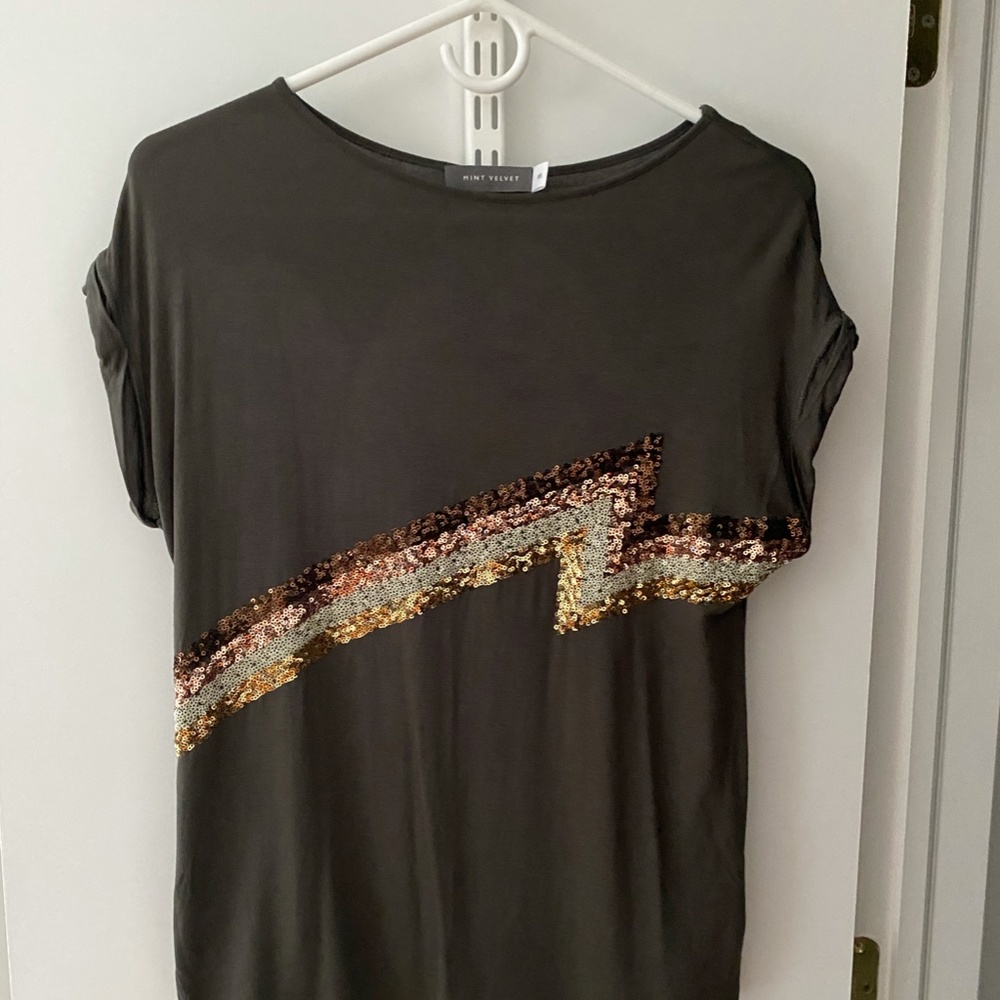 Mint Velvet lightening bolt T-shirt NWOT